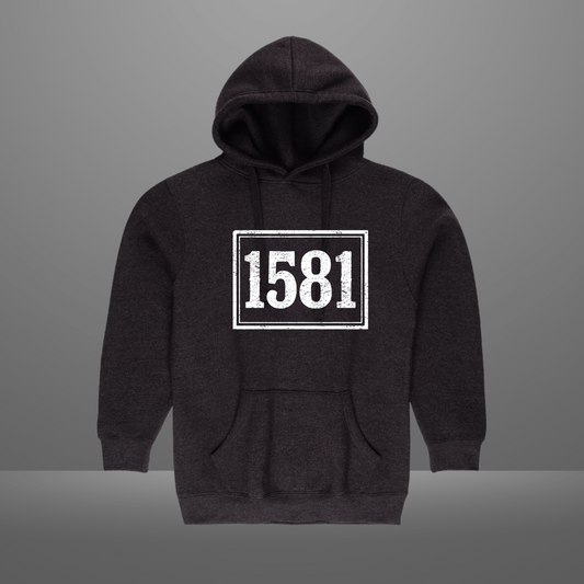 1581 Hoodie: Chest Box